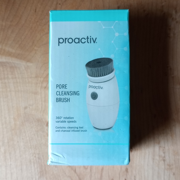 New Sealed Proactiv Charcoal Pore Cleansing Brush - Picture 1 of 1